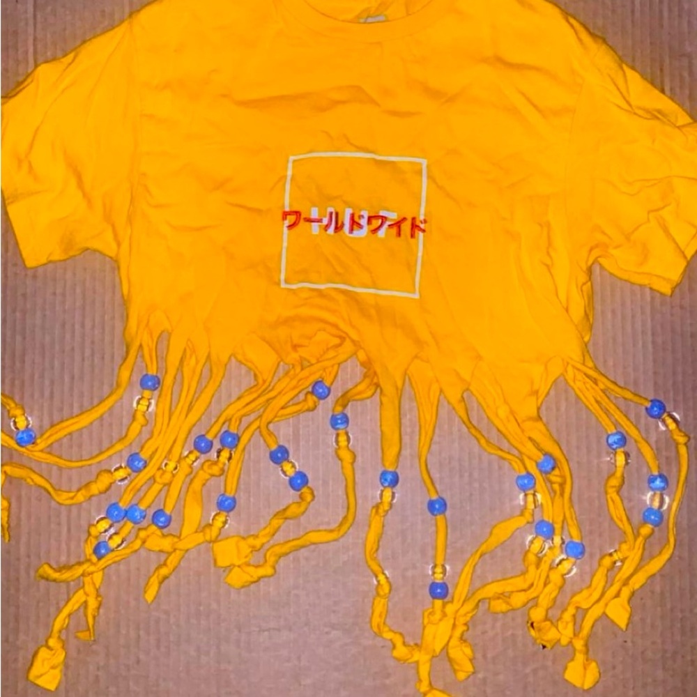 CUTE HUFF TEE CROPPED